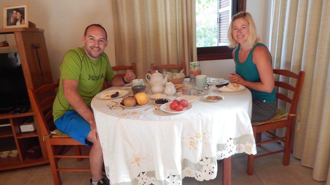 Flora'S House Villa Szpília Kültér fotó